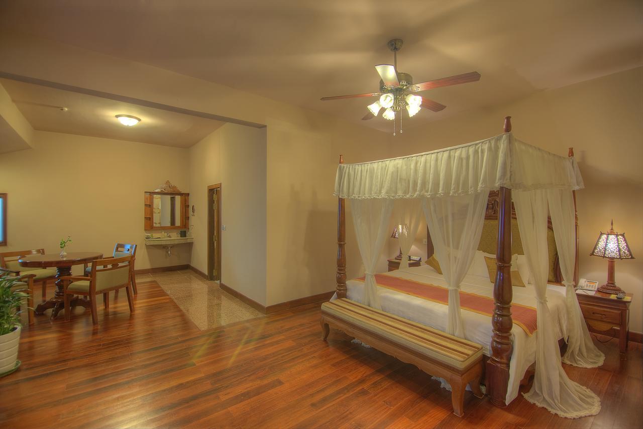 Bayon Era Hotel Siem Reap Exteriér fotografie